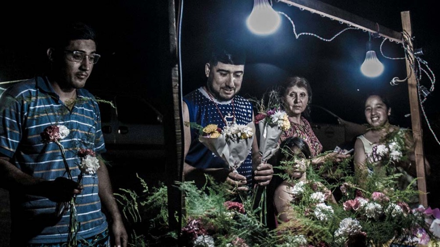 Día de los Muertos: volvieron las "alumbradas" a los cementerios santiagueños